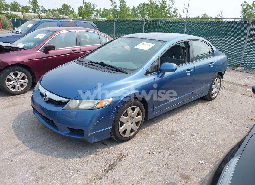 Photo 2 of 2010 Honda Civic LX (VIN 2HGFA1F58AH570696)