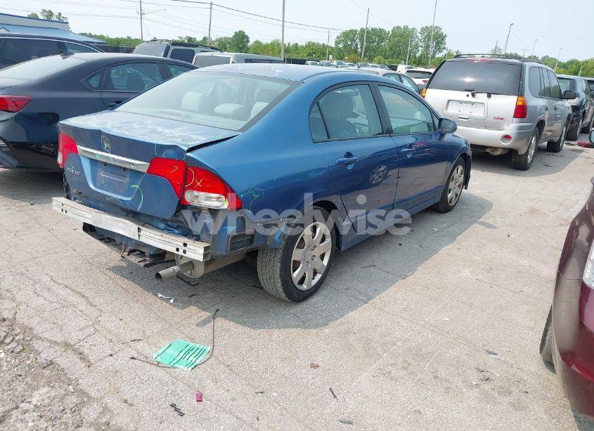 Photo 4 of 2010 Honda Civic LX (VIN 2HGFA1F58AH570696)