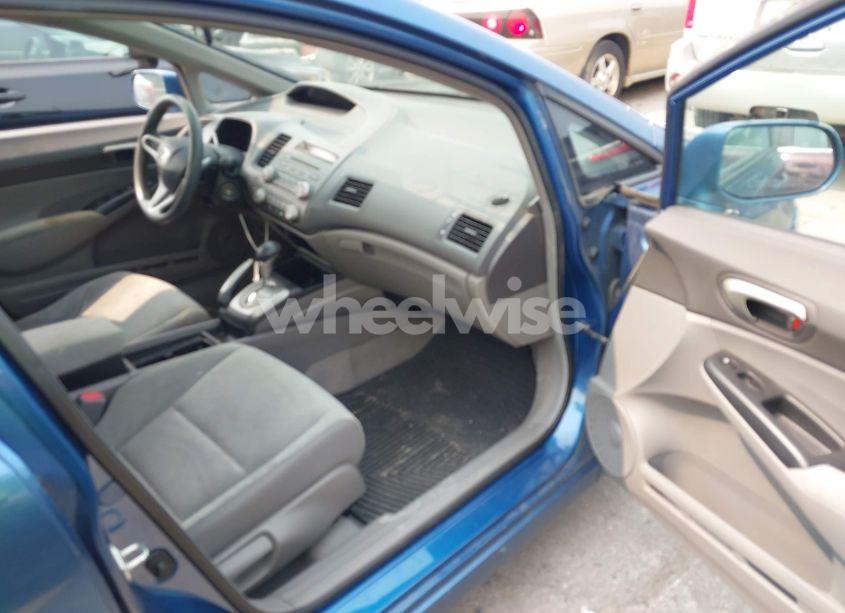 Photo 5 of 2010 Honda Civic LX (VIN 2HGFA1F58AH570696)