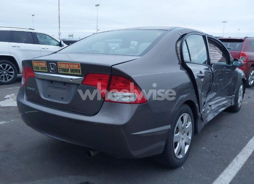 Photo 4 of 2010 Honda Civic LX (VIN 2HGFA1F58AH580502)
