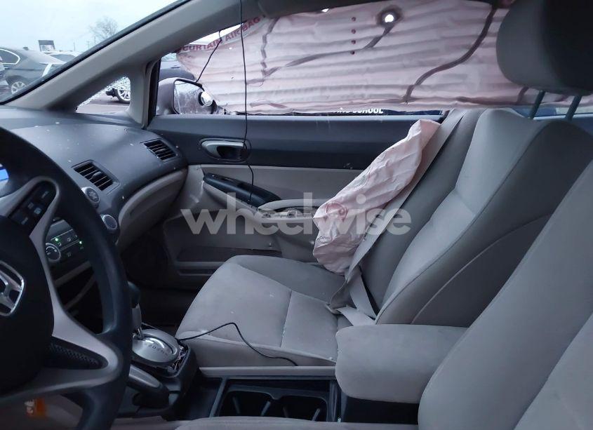 Photo 5 of 2010 Honda Civic LX (VIN 2HGFA1F58AH580502)