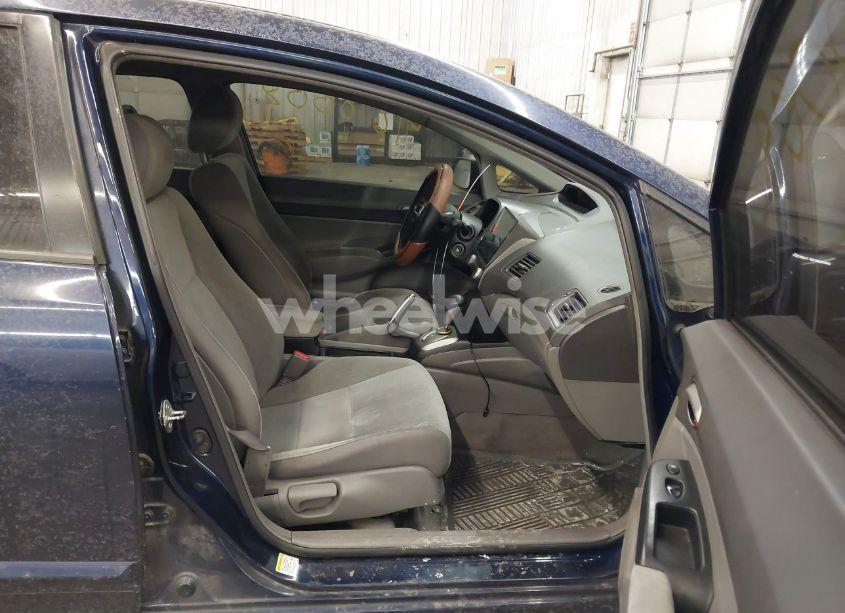 Photo 5 of 2010 Honda Civic LX (VIN 2HGFA1F58AH582685)