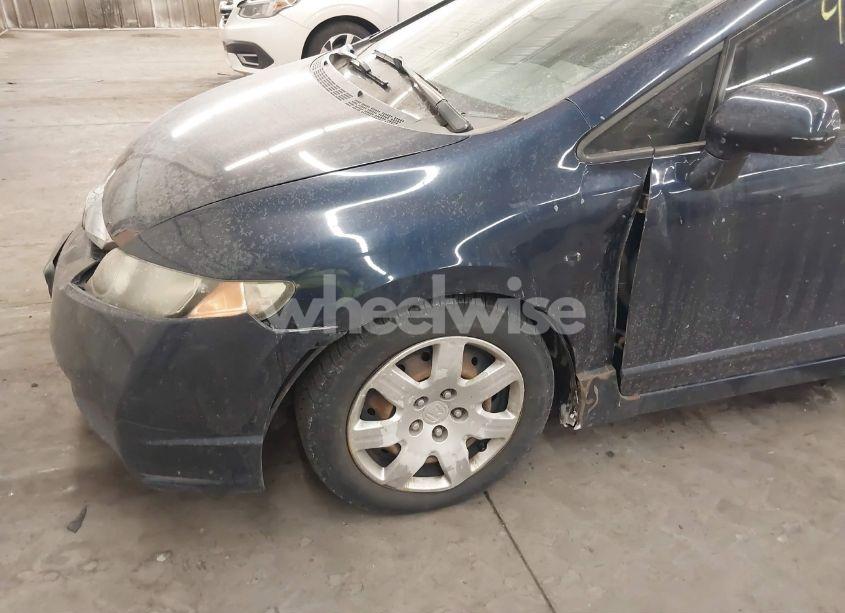 Photo 6 of 2010 Honda Civic LX (VIN 2HGFA1F58AH582685)