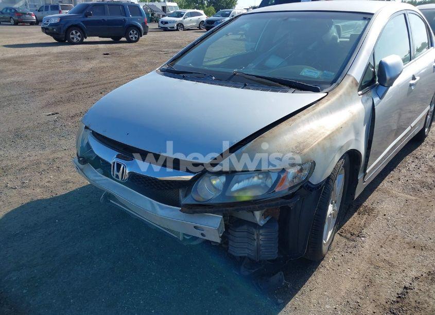 Photo 6 of 2011 Honda Civic LX (VIN 2HGFA1F58BH309635)