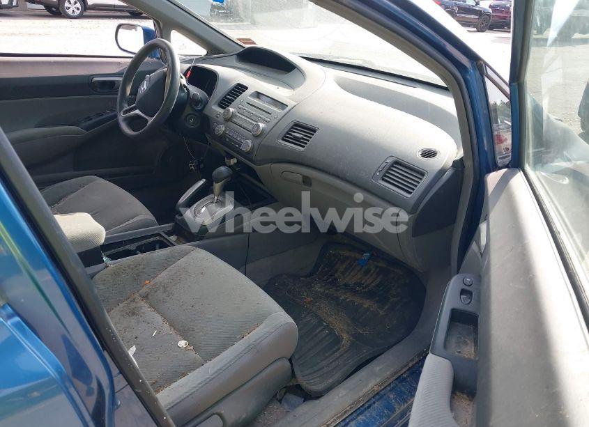 Photo 5 of 2011 Honda Civic LX (VIN 2HGFA1F58BH524920)