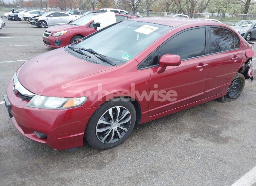 Photo 2 of 2011 Honda Civic LX (VIN 2HGFA1F58BH526876)