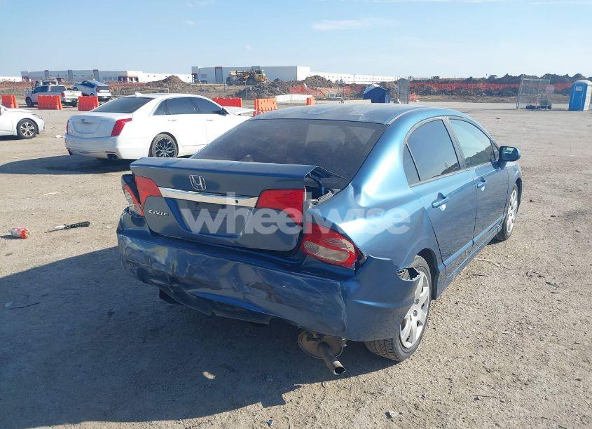 Photo 4 of 2011 Honda Civic LX (VIN 2HGFA1F58BH543869)