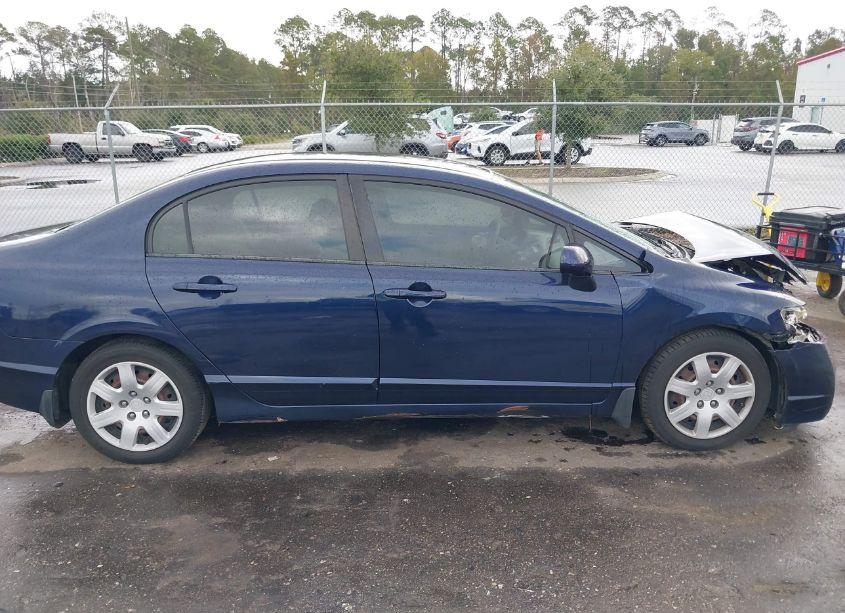 Photo 13 of 2011 Honda Civic LX (VIN 2HGFA1F58BH546402)