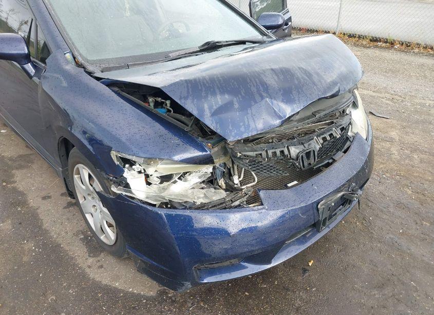 Photo 6 of 2011 Honda Civic LX (VIN 2HGFA1F58BH546402)