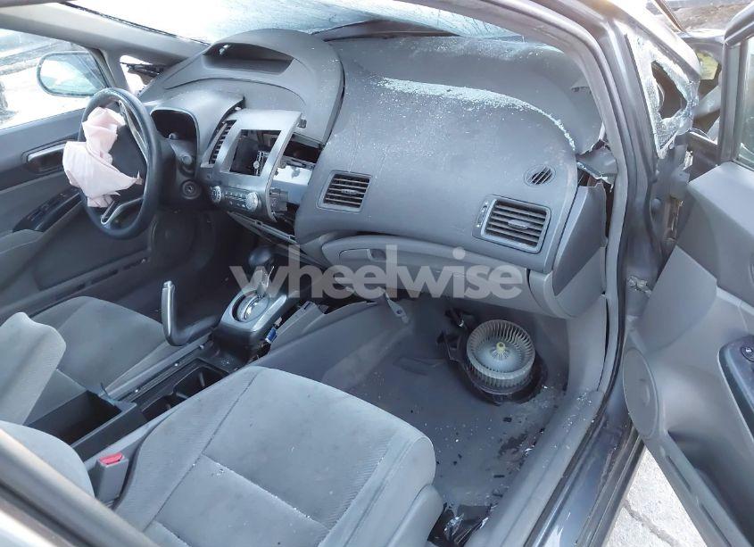 Photo 5 of 2010 Honda Civic LX (VIN 2HGFA1F59AH302837)