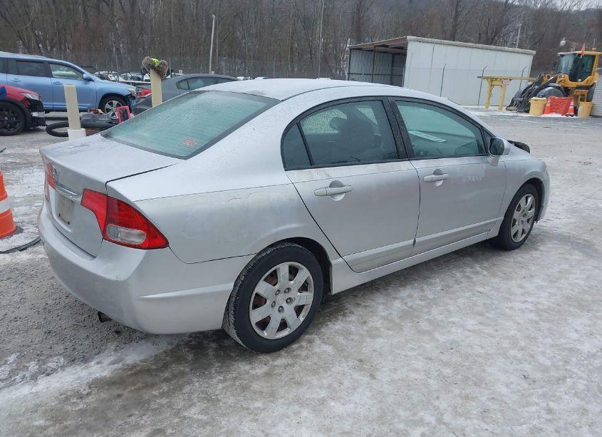 Photo 4 of 2010 Honda Civic LX (VIN 2HGFA1F59AH309433)