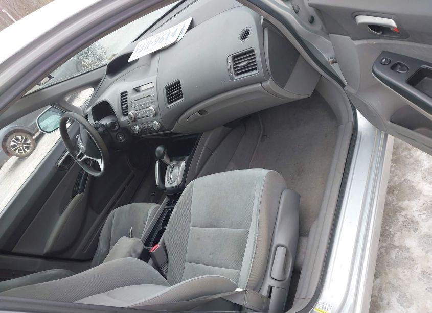 Photo 5 of 2010 Honda Civic LX (VIN 2HGFA1F59AH309433)