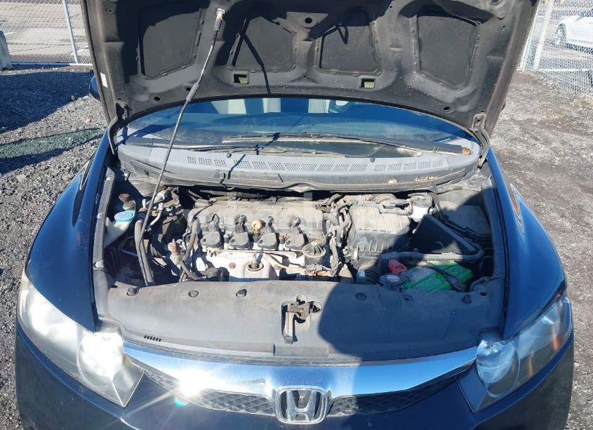 Photo 10 of 2010 Honda Civic LX (VIN 2HGFA1F59AH530501)