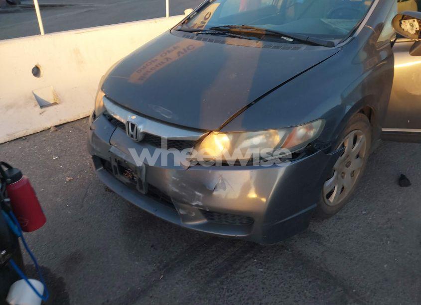 Photo 6 of 2010 Honda Civic LX (VIN 2HGFA1F59AH577060)