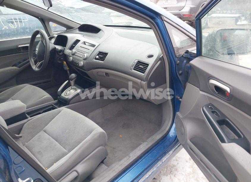 Photo 5 of 2010 Honda Civic LX (VIN 2HGFA1F59AH578628)