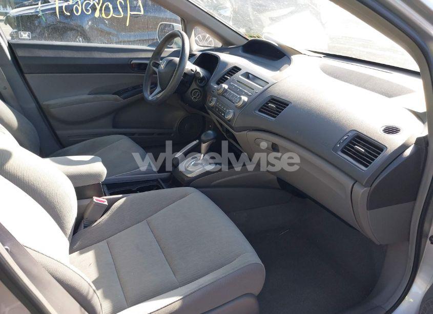 Photo 5 of 2011 Honda Civic LX (VIN 2HGFA1F59BH300488)