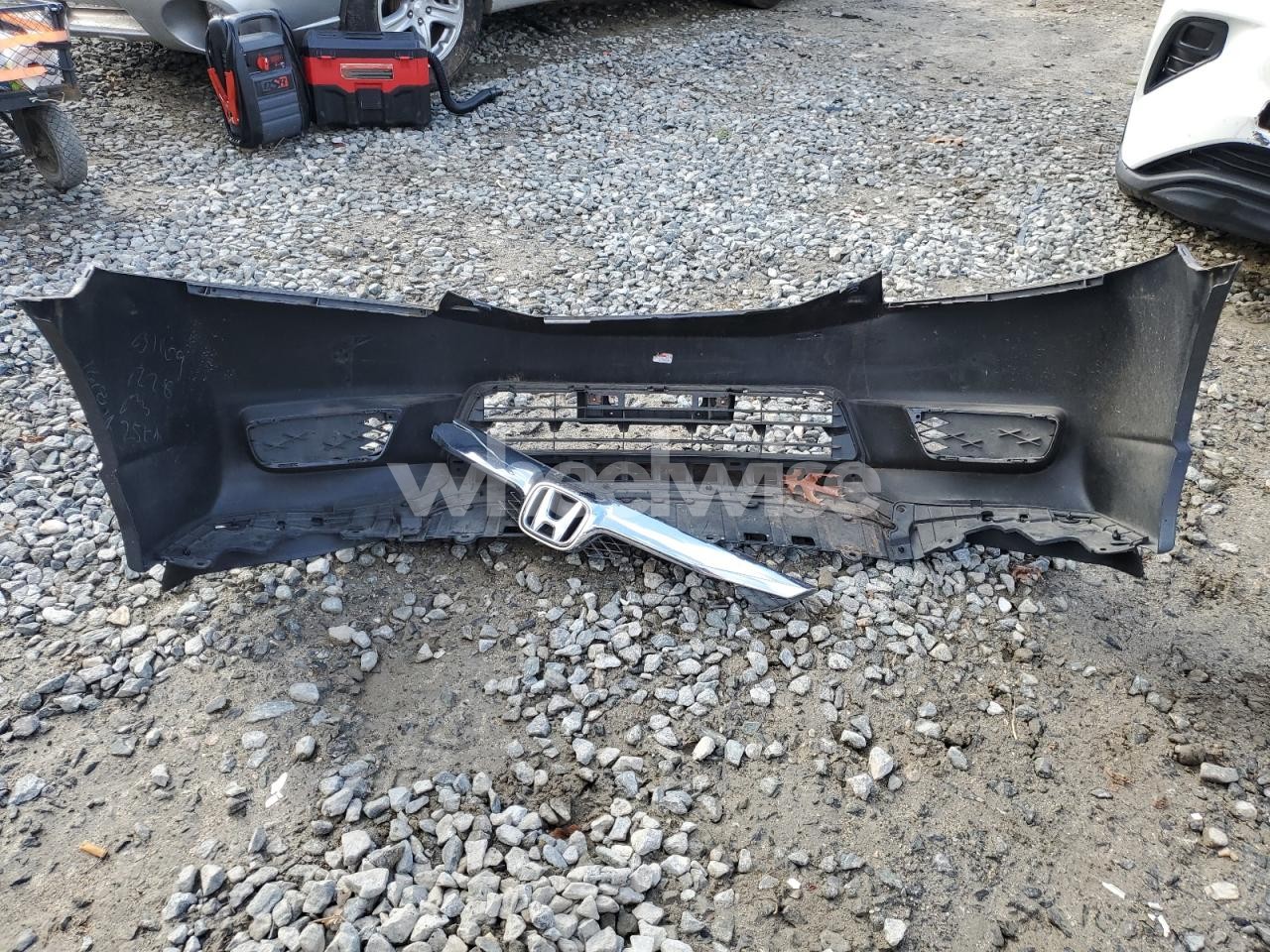 Photo 12 of 2011 HONDA CIVIC LX (VIN 2HGFA1F59BH304914)