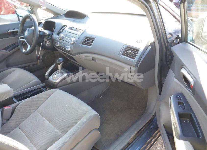 Photo 5 of 2011 Honda Civic LX (VIN 2HGFA1F59BH306629)