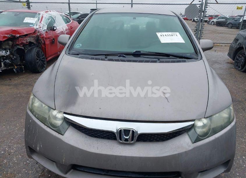 Photo 6 of 2011 Honda Civic LX (VIN 2HGFA1F59BH525249)