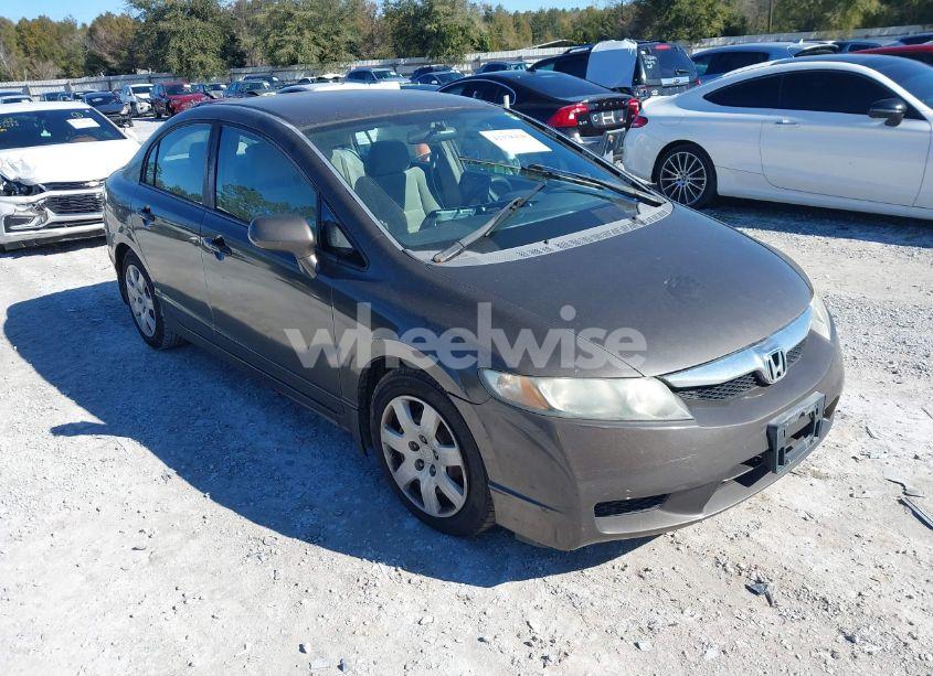 2010 Honda Civic LX (VIN 2HGFA1F5XAH526277) main photo
