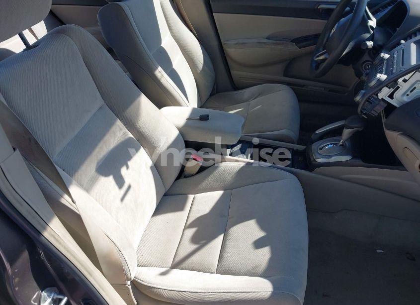 Photo 5 of 2010 Honda Civic LX (VIN 2HGFA1F5XAH526277)