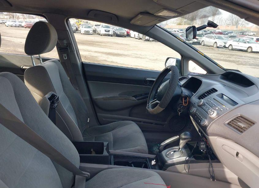 Photo 5 of 2010 Honda Civic LX (VIN 2HGFA1F5XAH530331)