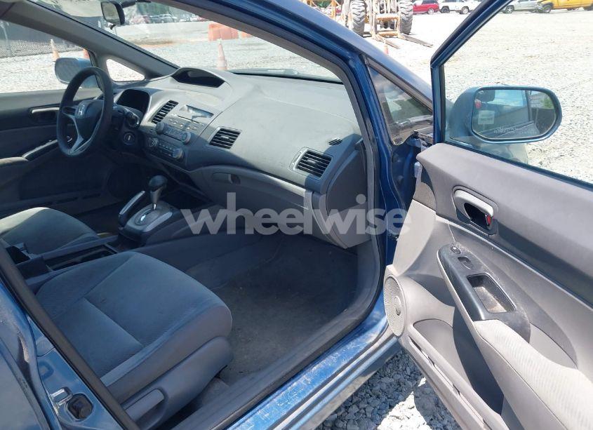 Photo 5 of 2010 Honda Civic LX (VIN 2HGFA1F5XAH535285)