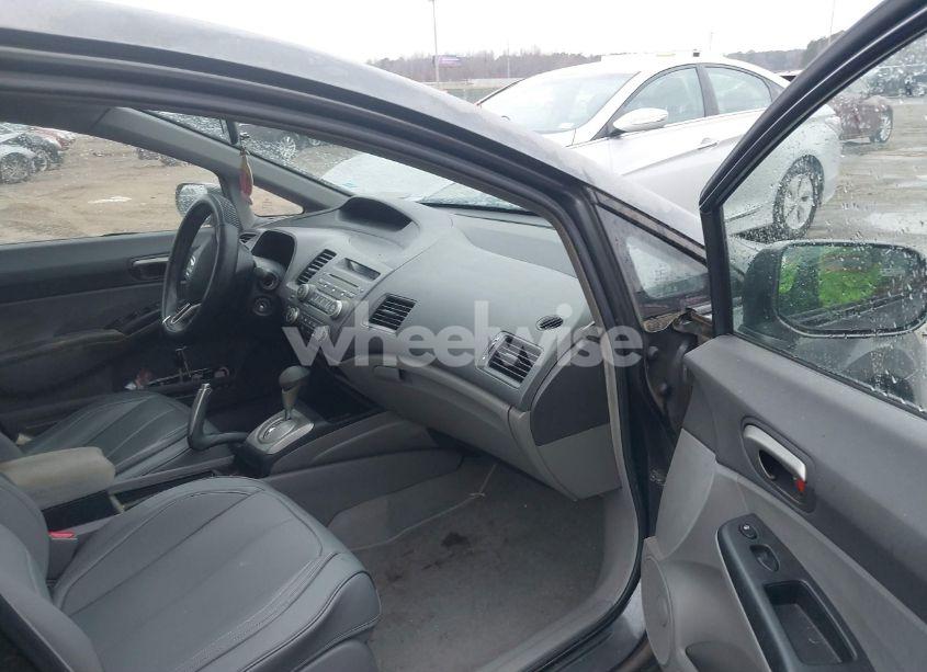 Photo 5 of 2010 Honda Civic LX (VIN 2HGFA1F5XAH536095)