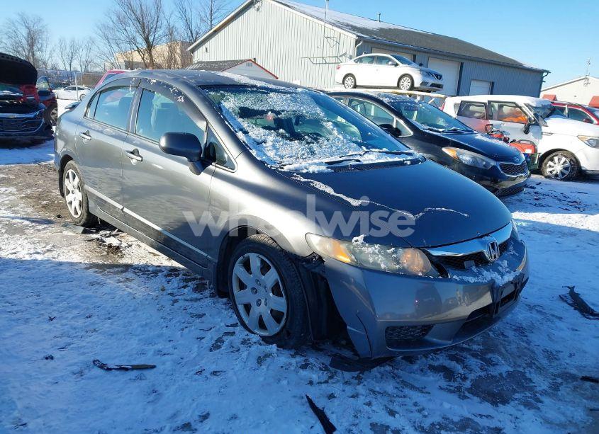 2010 Honda Civic LX (VIN 2HGFA1F5XAH550692) main photo