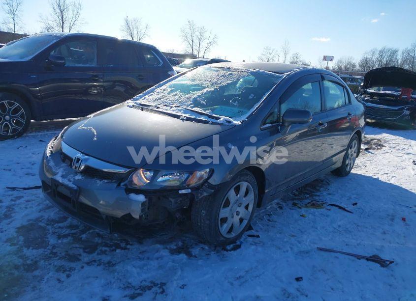 Photo 2 of 2010 Honda Civic LX (VIN 2HGFA1F5XAH550692)