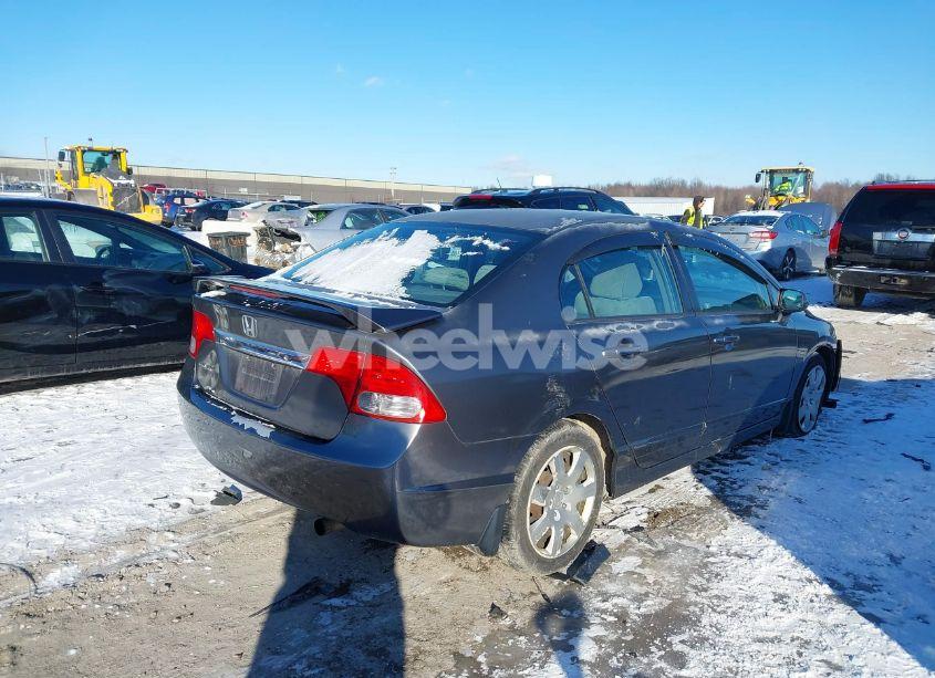 Photo 4 of 2010 Honda Civic LX (VIN 2HGFA1F5XAH550692)