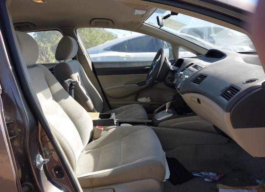 Photo 5 of 2010 Honda Civic LX (VIN 2HGFA1F5XAH552796)