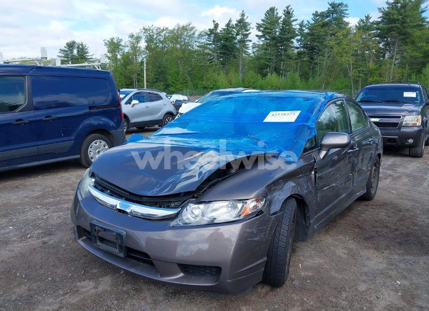 Photo 2 of 2010 Honda Civic LX (VIN 2HGFA1F5XAH558016)