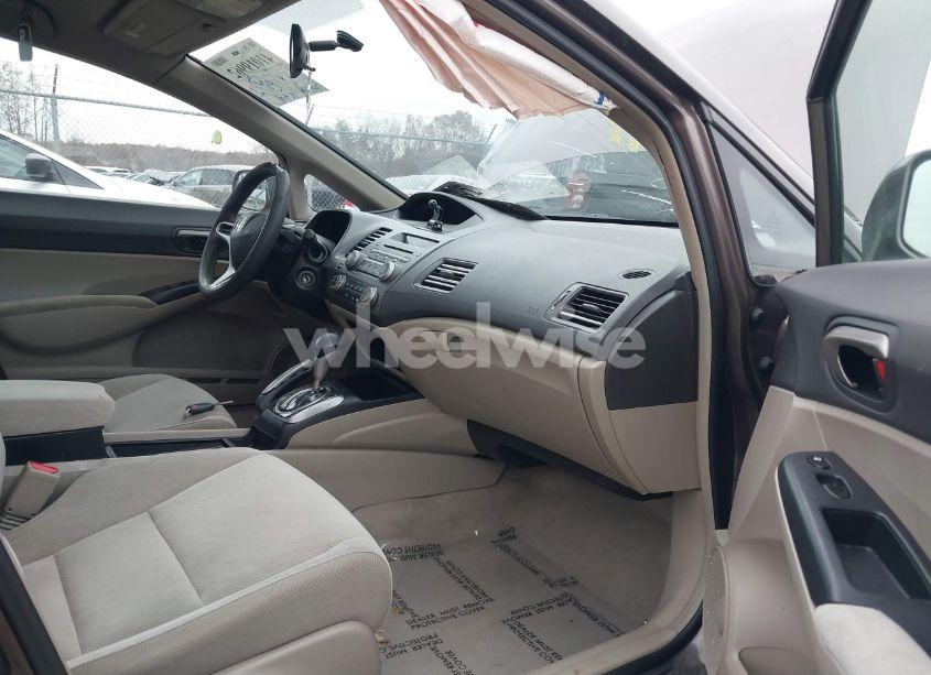 Photo 5 of 2010 Honda Civic LX (VIN 2HGFA1F5XAH558792)