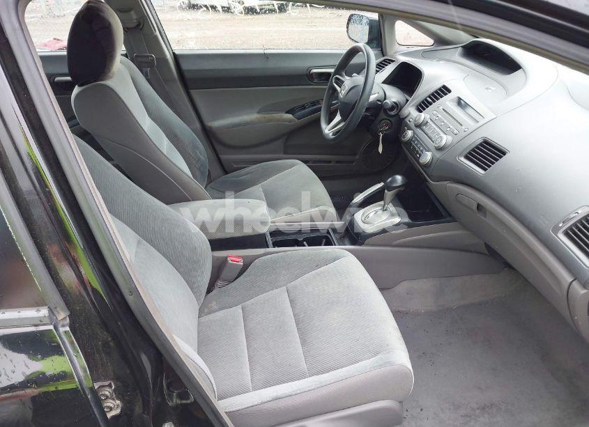 Photo 5 of 2011 Honda Civic LX (VIN 2HGFA1F5XBH307529)