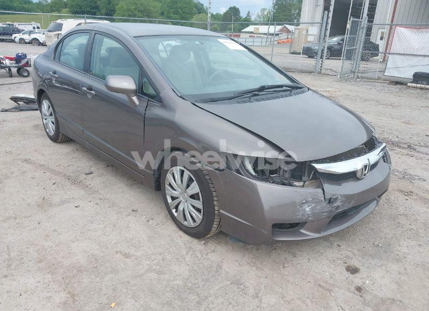 2011 Honda Civic LX (VIN 2HGFA1F5XBH511473) main photo
