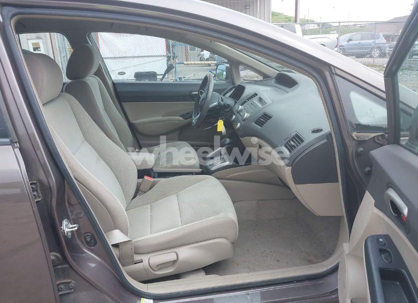 Photo 5 of 2011 Honda Civic LX (VIN 2HGFA1F5XBH511473)