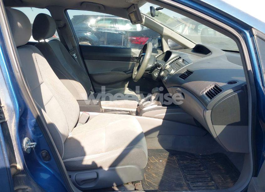 Photo 5 of 2011 Honda Civic LX (VIN 2HGFA1F5XBH515801)