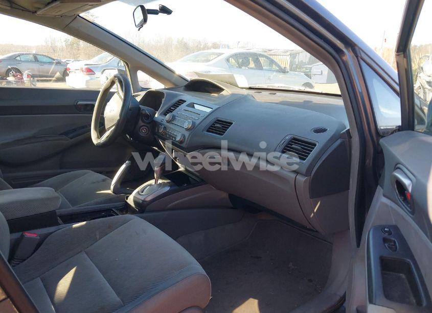 Photo 5 of 2011 Honda Civic LX (VIN 2HGFA1F5XBH532310)