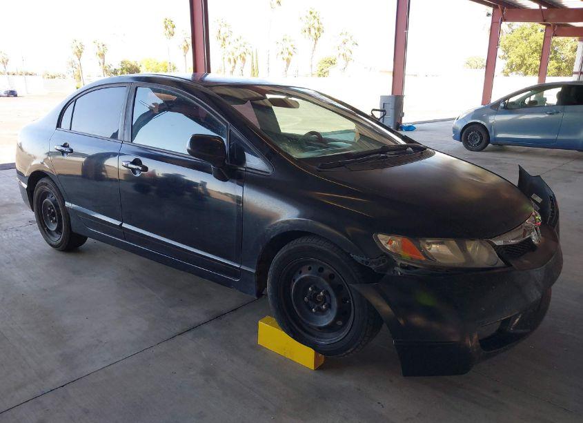 2011 Honda Civic LX (VIN 2HGFA1F5XBH546918) main photo