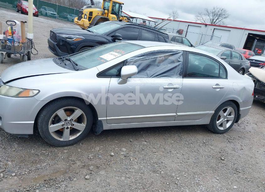 Photo 14 of 2011 Honda Civic LX-S (VIN 2HGFA1F62BH518992)