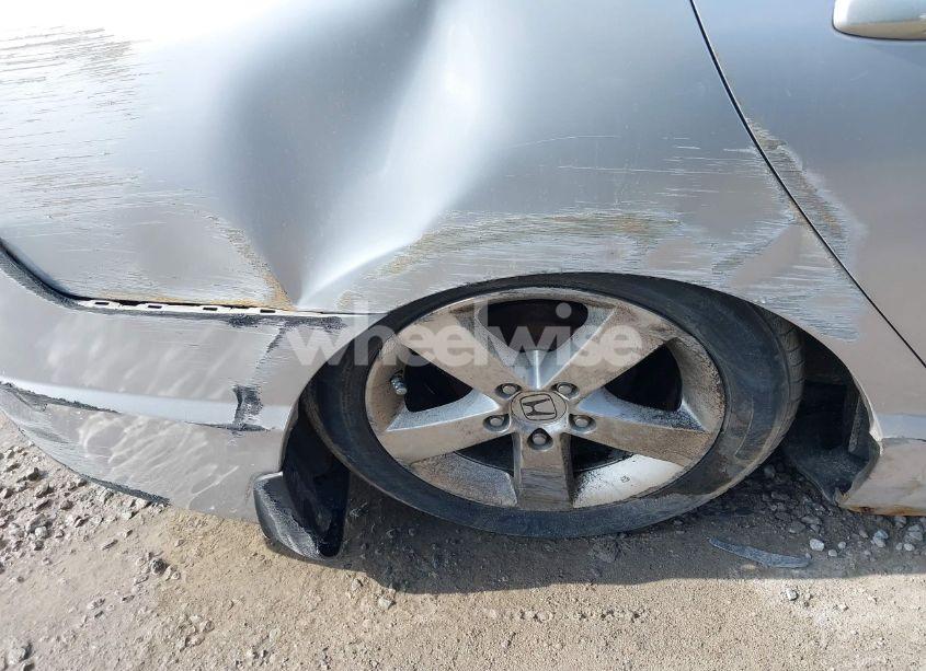 Photo 19 of 2011 Honda Civic LX-S (VIN 2HGFA1F62BH518992)