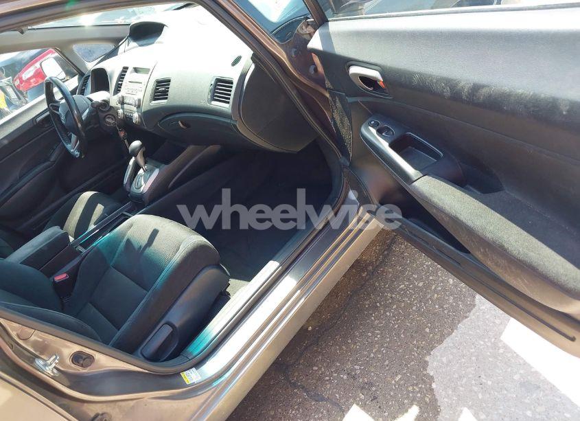 Photo 5 of 2011 Honda Civic LX-S (VIN 2HGFA1F64BH543764)