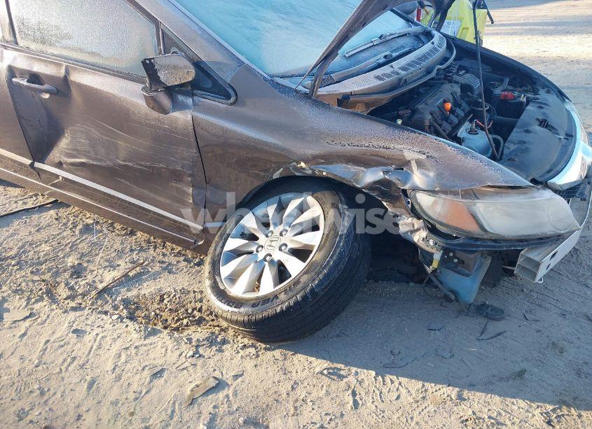 Photo 6 of 2010 Honda Civic EX (VIN 2HGFA1F81AH516585)