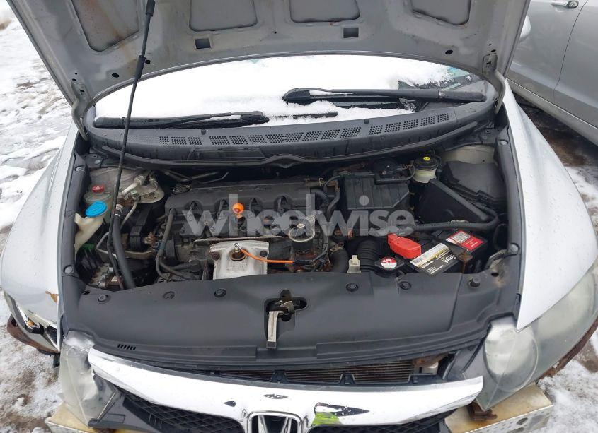 Photo 10 of 2010 Honda Civic EX (VIN 2HGFA1F85AH514435)