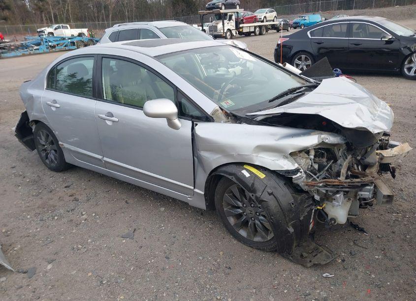 2011 Honda Civic EX (VIN 2HGFA1F85BH500696) main photo