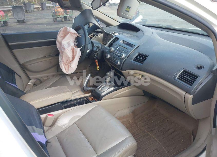 Photo 5 of 2010 Honda Civic EX-L (VIN 2HGFA1F90AH504260)