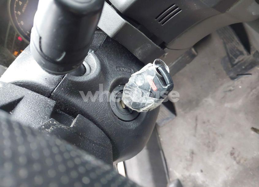 Photo 11 of 2010 Honda Civic EX-L (VIN 2HGFA1F91AH522556)