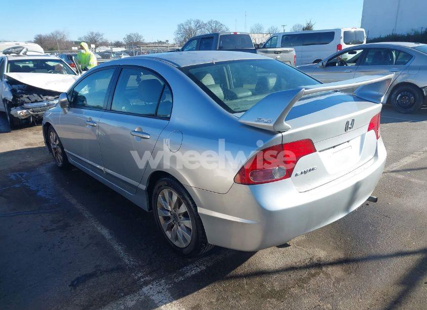 Photo 3 of 2011 Honda Civic EX-L (VIN 2HGFA1F92BH523944)