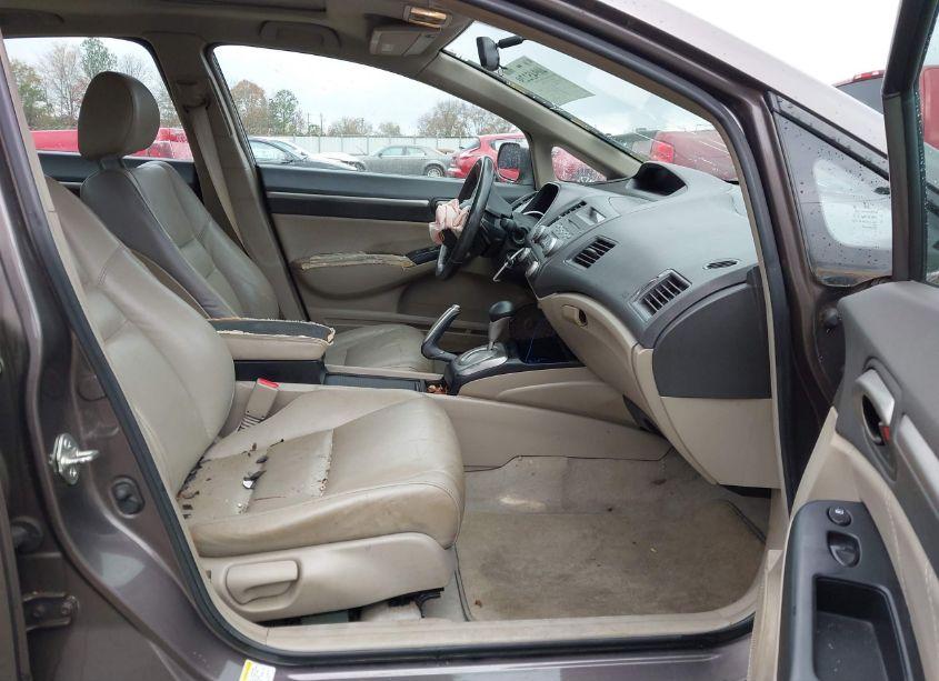 Photo 5 of 2010 Honda Civic EX-L (VIN 2HGFA1F93AH520968)